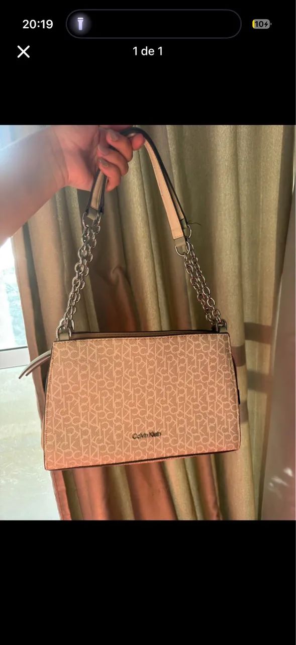 Bolsa calvin Klein. 