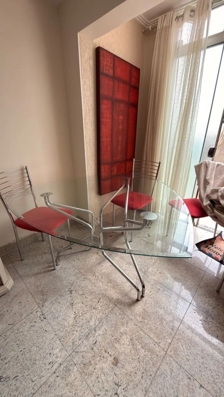 Vende-se mesa de vidro 