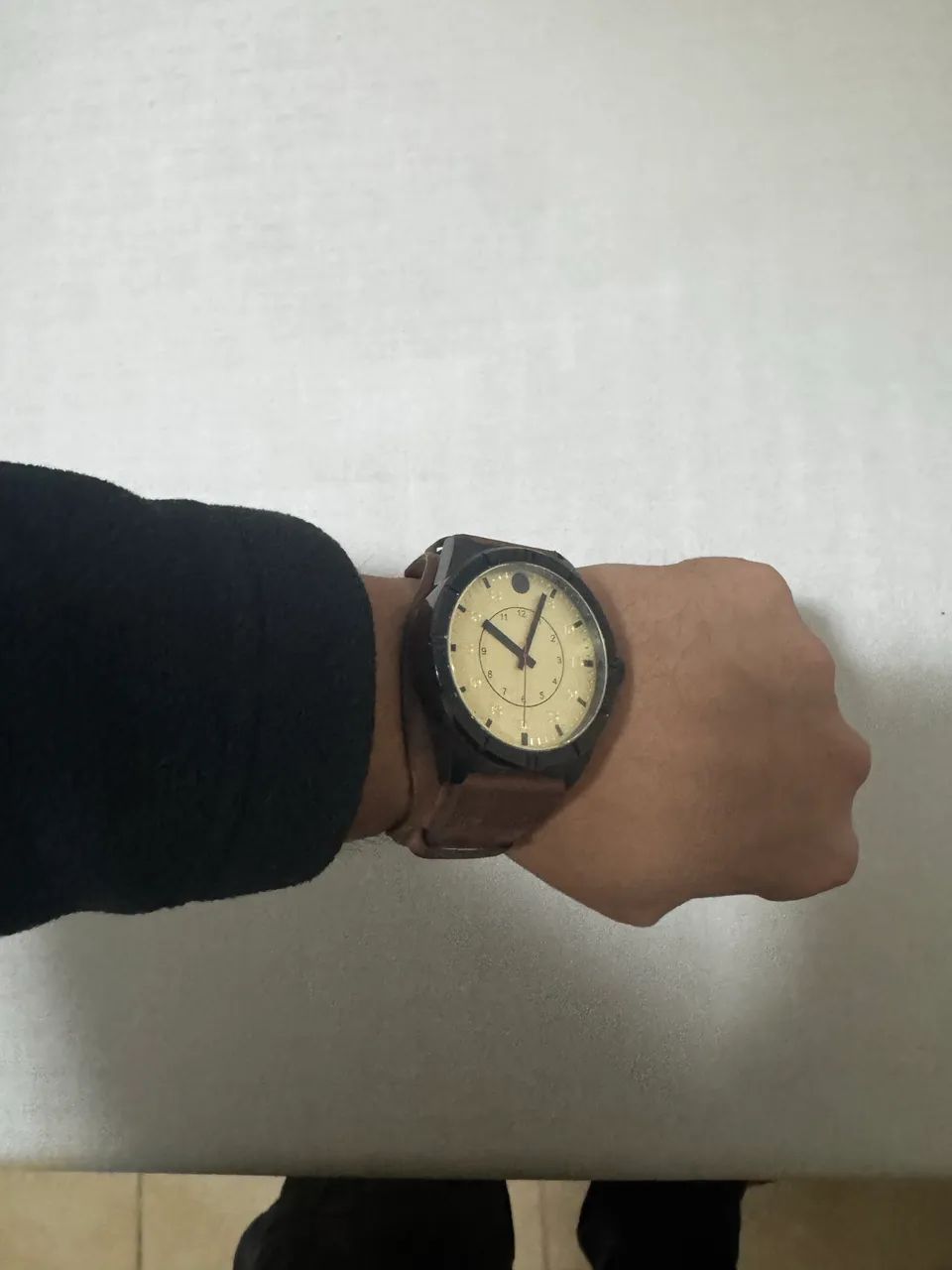 Relógio pulseira de couro 