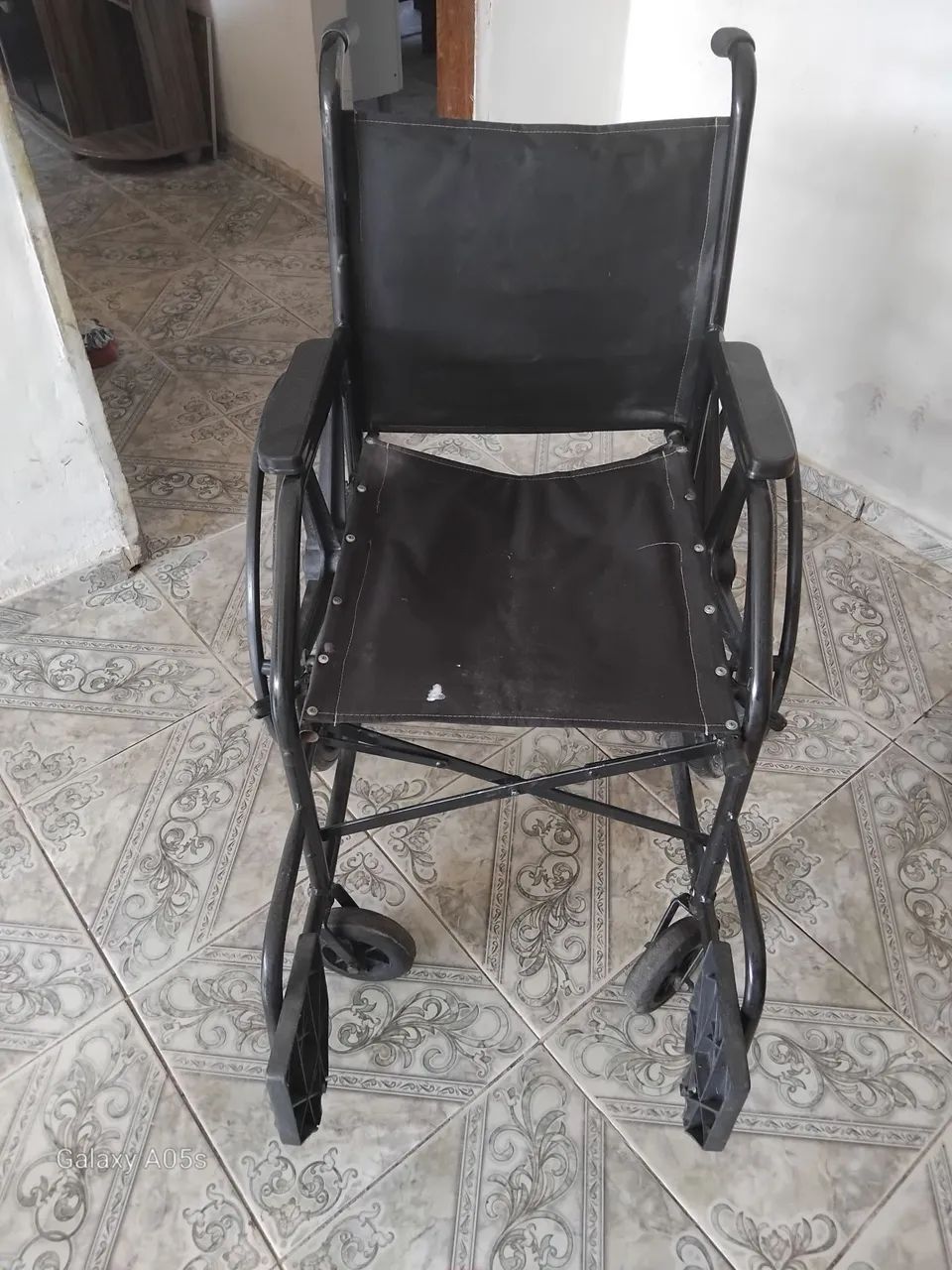 Cadeira de rodas até 100kg. - Foto 3