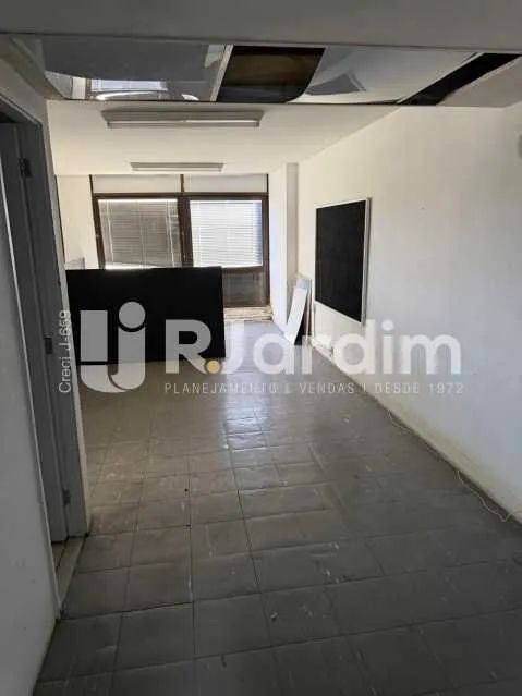 Sala Comercial à venda, 108 m² no Centro RJ - Foto 3