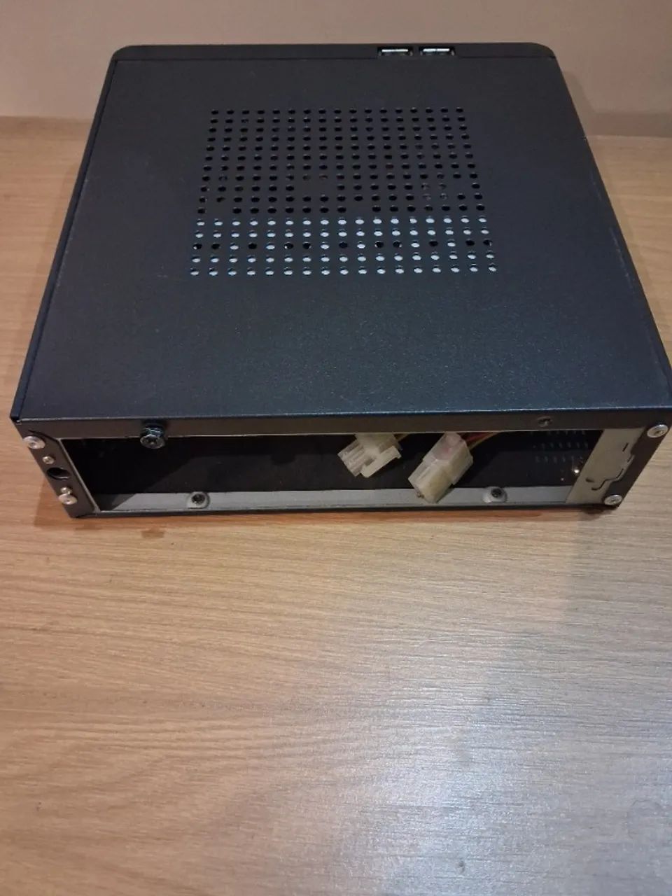 Mini gabinete de computador - Foto 2
