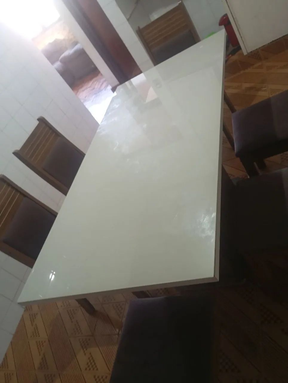 Vendo mesa de vidro com 6 cadeira - Foto 3