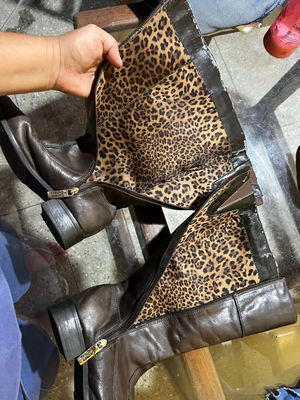 Bota Carmen Steffens em couro marrom  - Foto 5