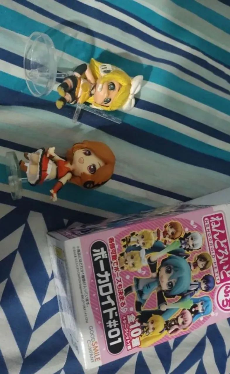Vocaloids E fanloids em miniatura  - Foto 2