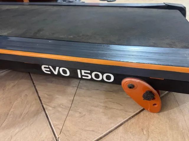 Esteira Evolution Fitness EVO 1500 ? Usada, Funcionando e Pronta Entrega - Foto 2