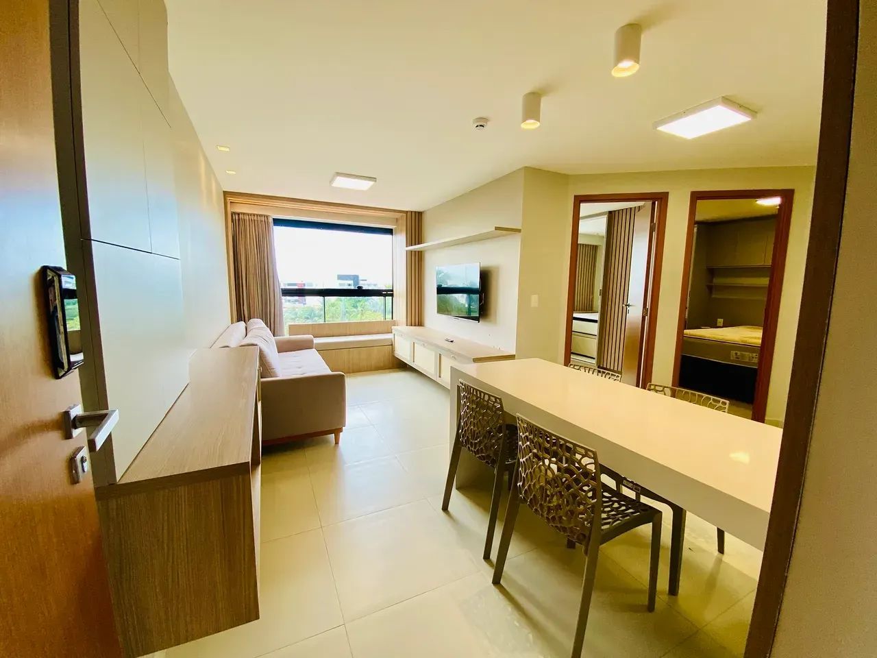 Flat 2 Quartos 100% mobiliado para locação no Bessa