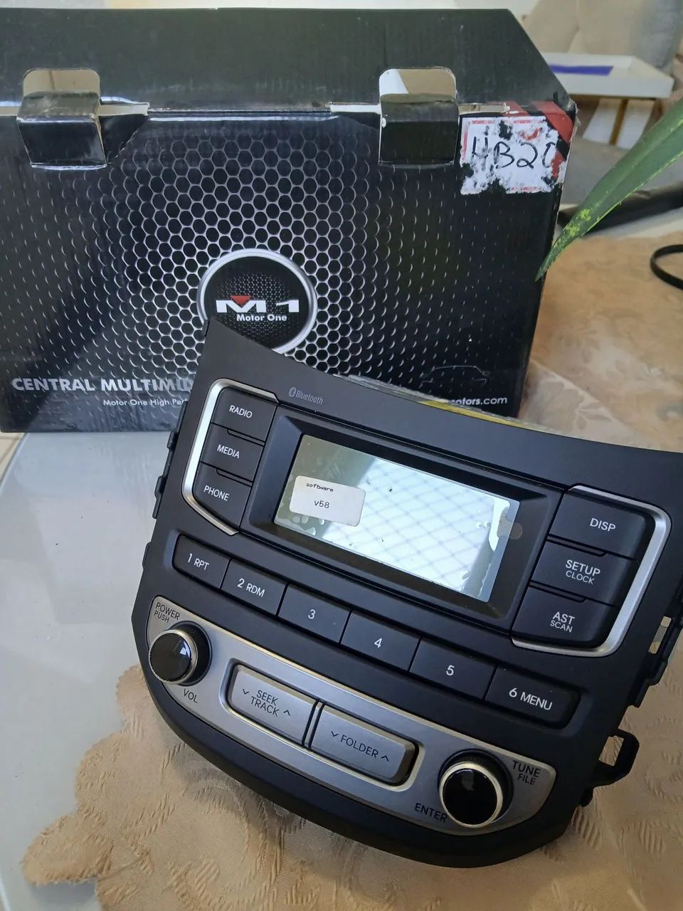 Central multimidia HB20