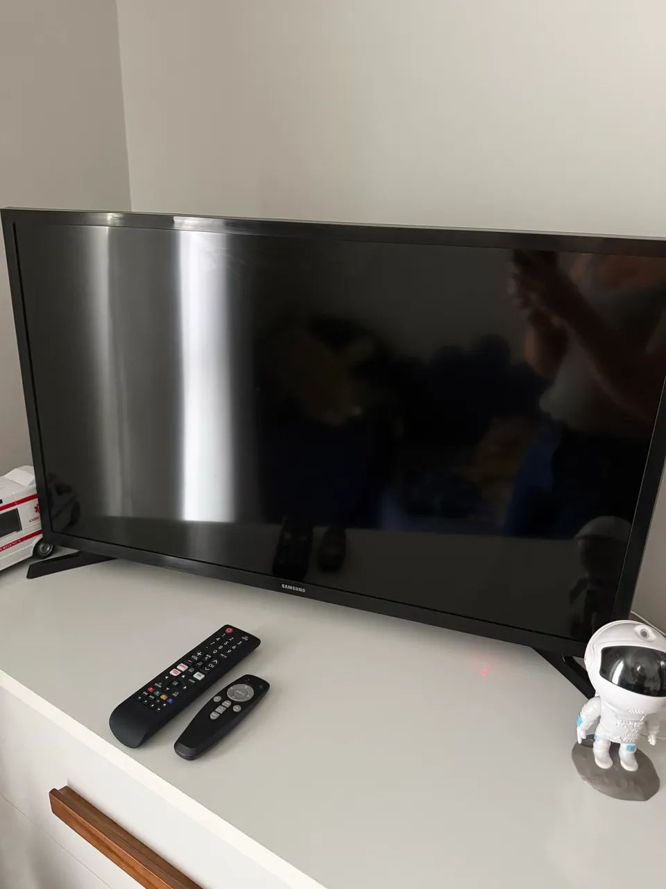 TV SAMSUNG 32 polegadas TELA DANIFICADA