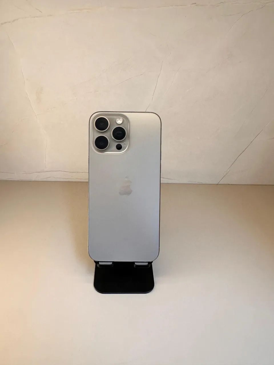 iPhone 15 Pro Max 256GB Natural - Semi Novo - Celulares e