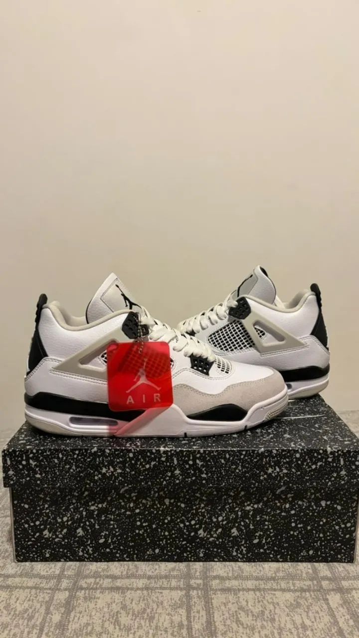 Nike Air Jordan 4 Military Black