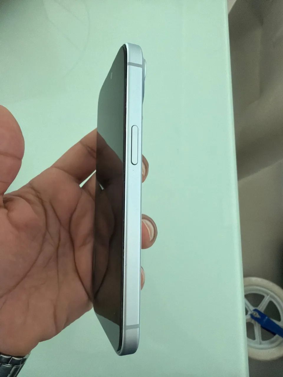 iPhone 15 256 branco  - Foto 3