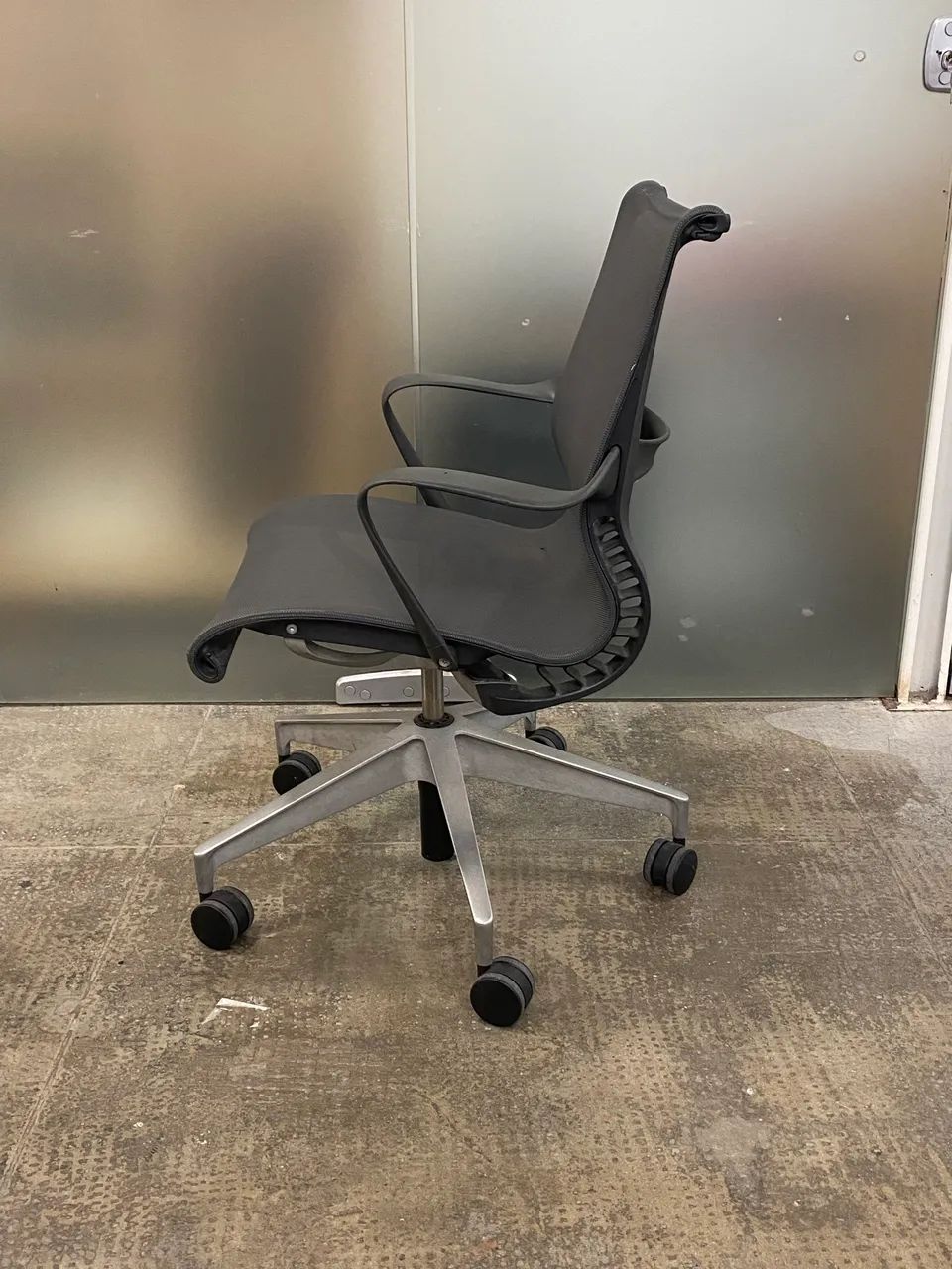 Herman Miller Setu - Foto 2