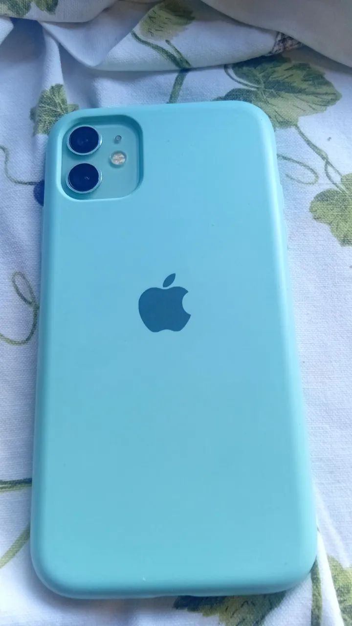 Iphone 11 top