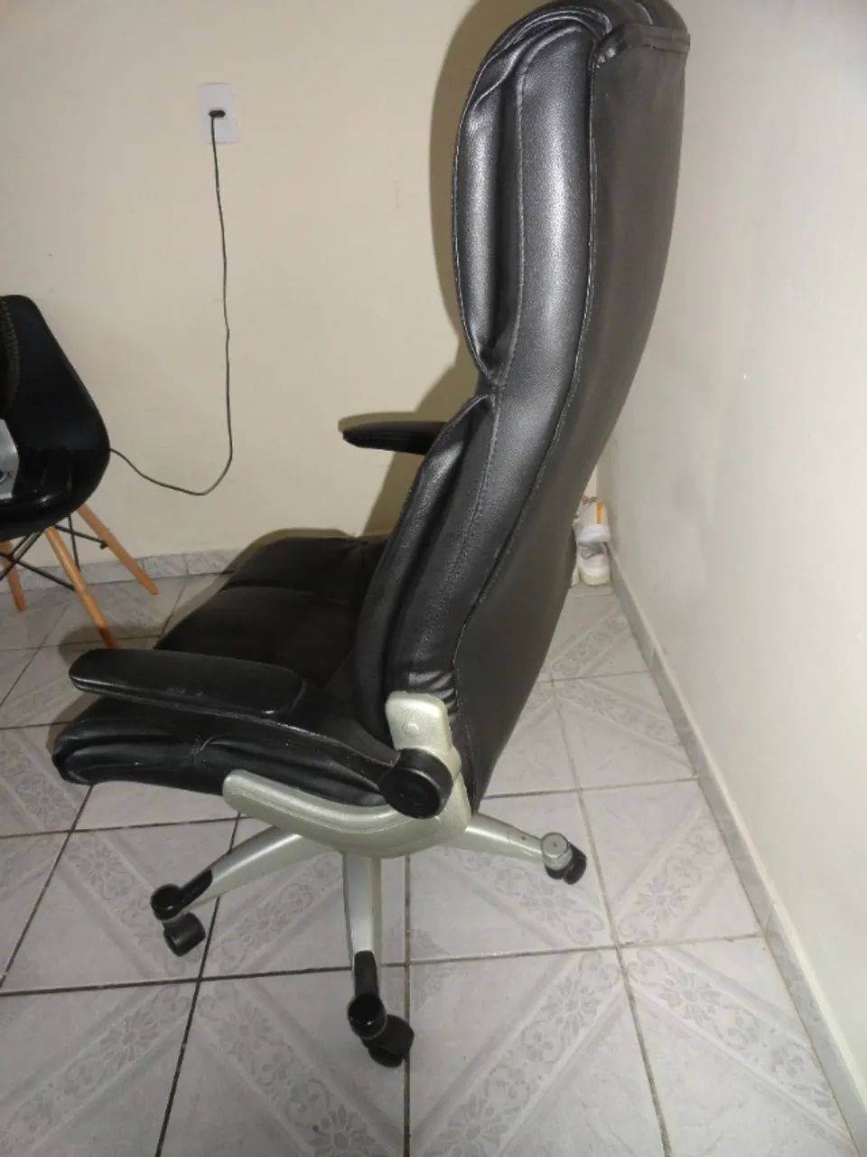 Cadeira de escritório  - Foto 5