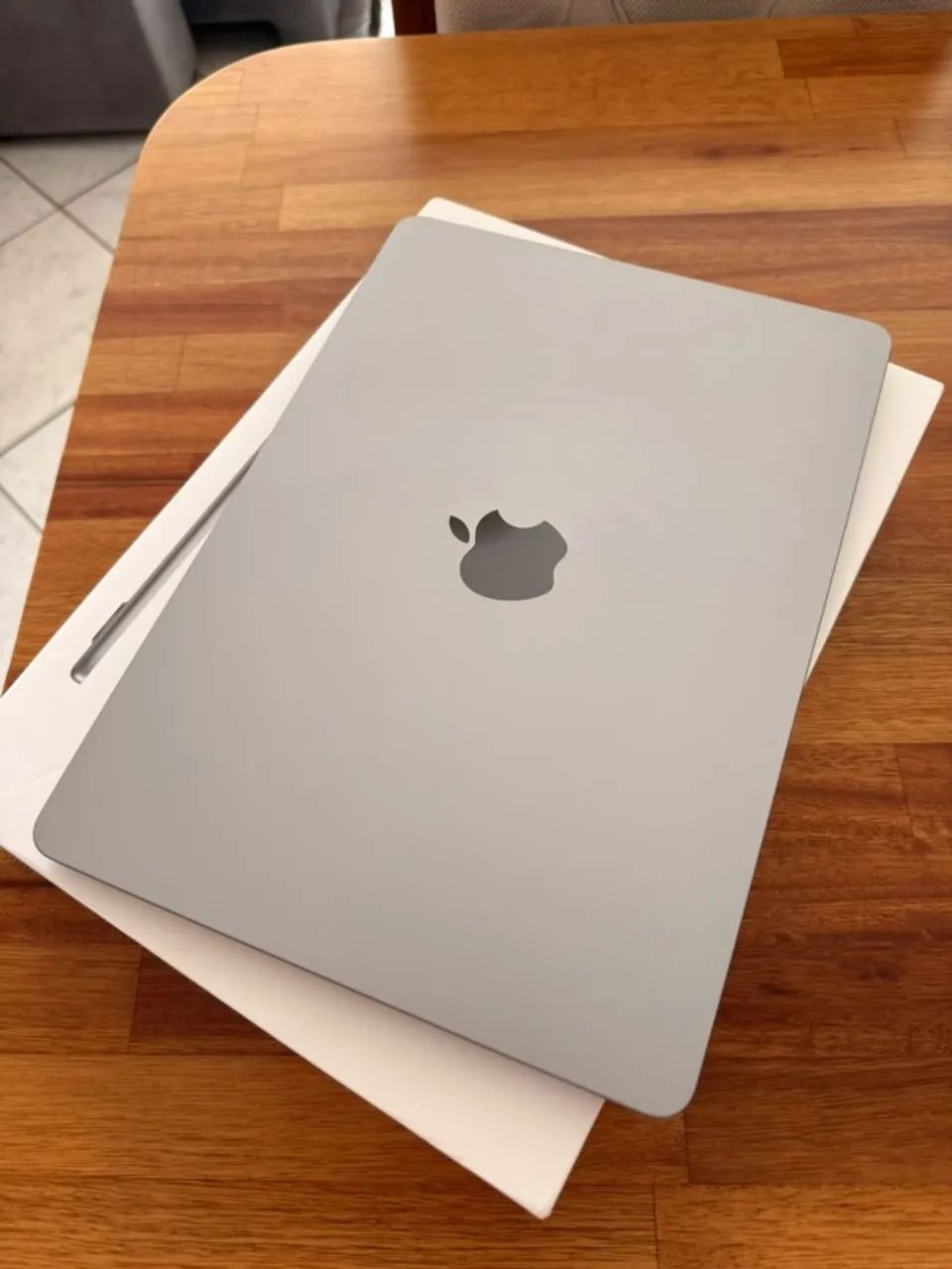 MacBook Air M2 2022 8GB 256GB - Impecável + Caixa Original