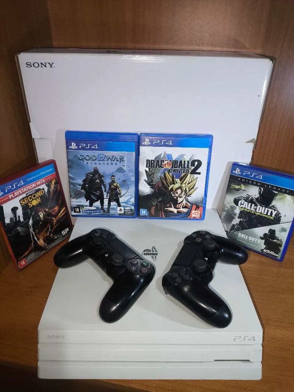 Ps4 pro branco 1 tera impecável  - Foto 2