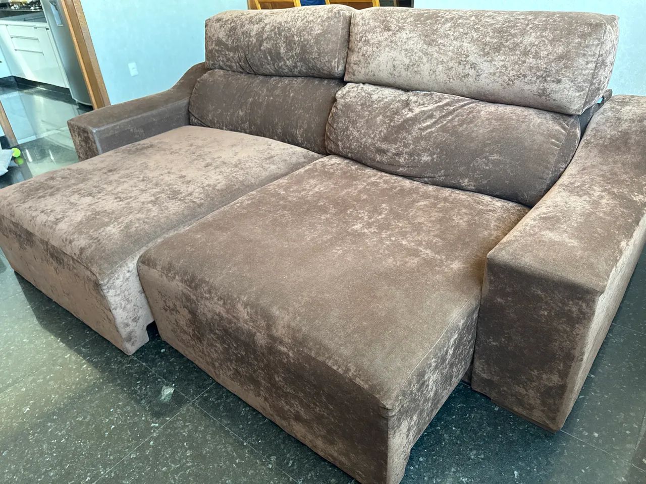 Sofá com chaise marrom  - Foto 3
