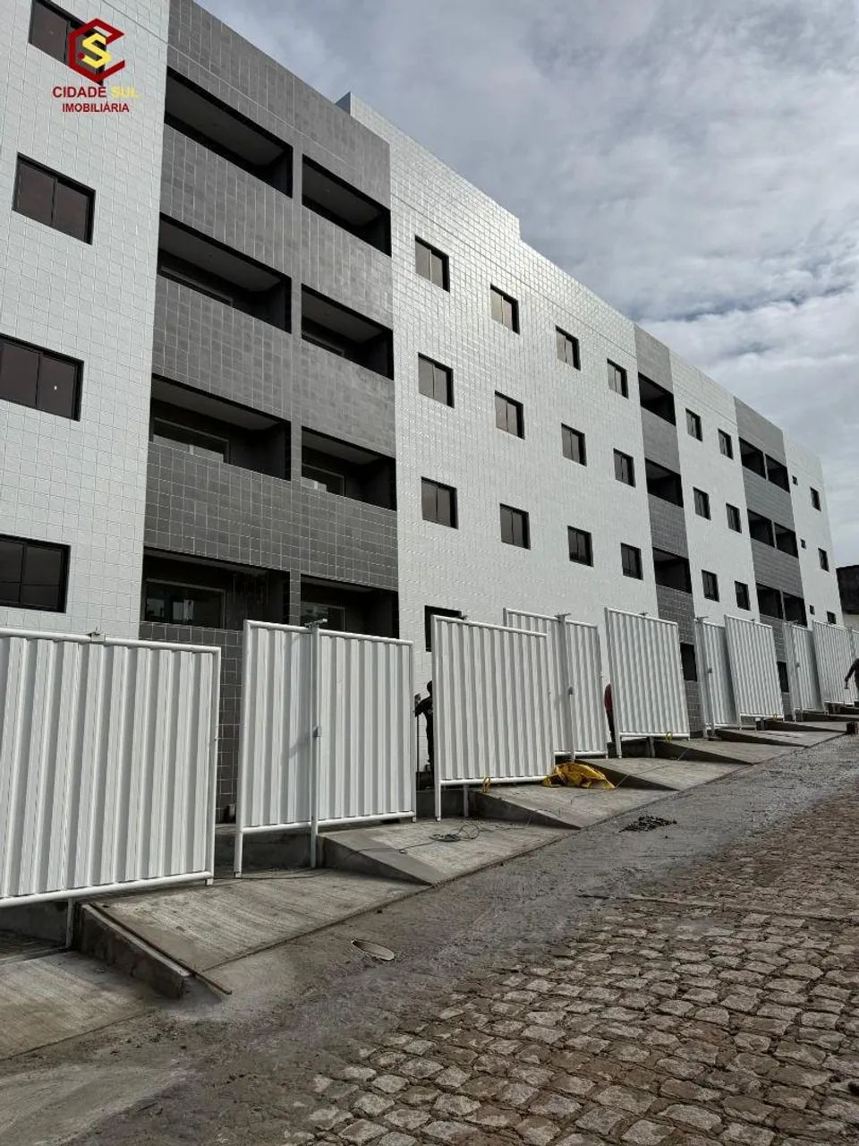 Apartamento com 2 dormitórios à venda, 45 m² por R$ 155.000,00 - Gramame - João 2