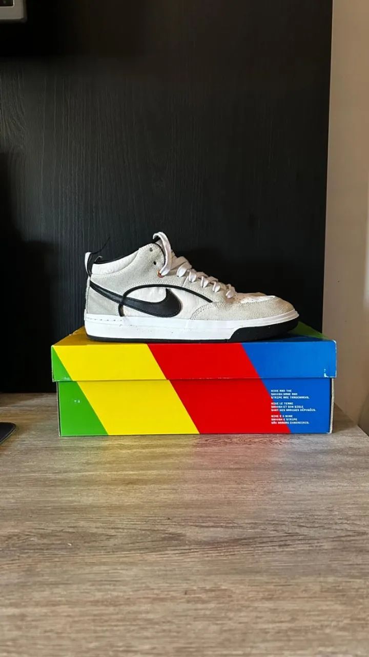 Tenis Nike SB React Leo - Foto 2