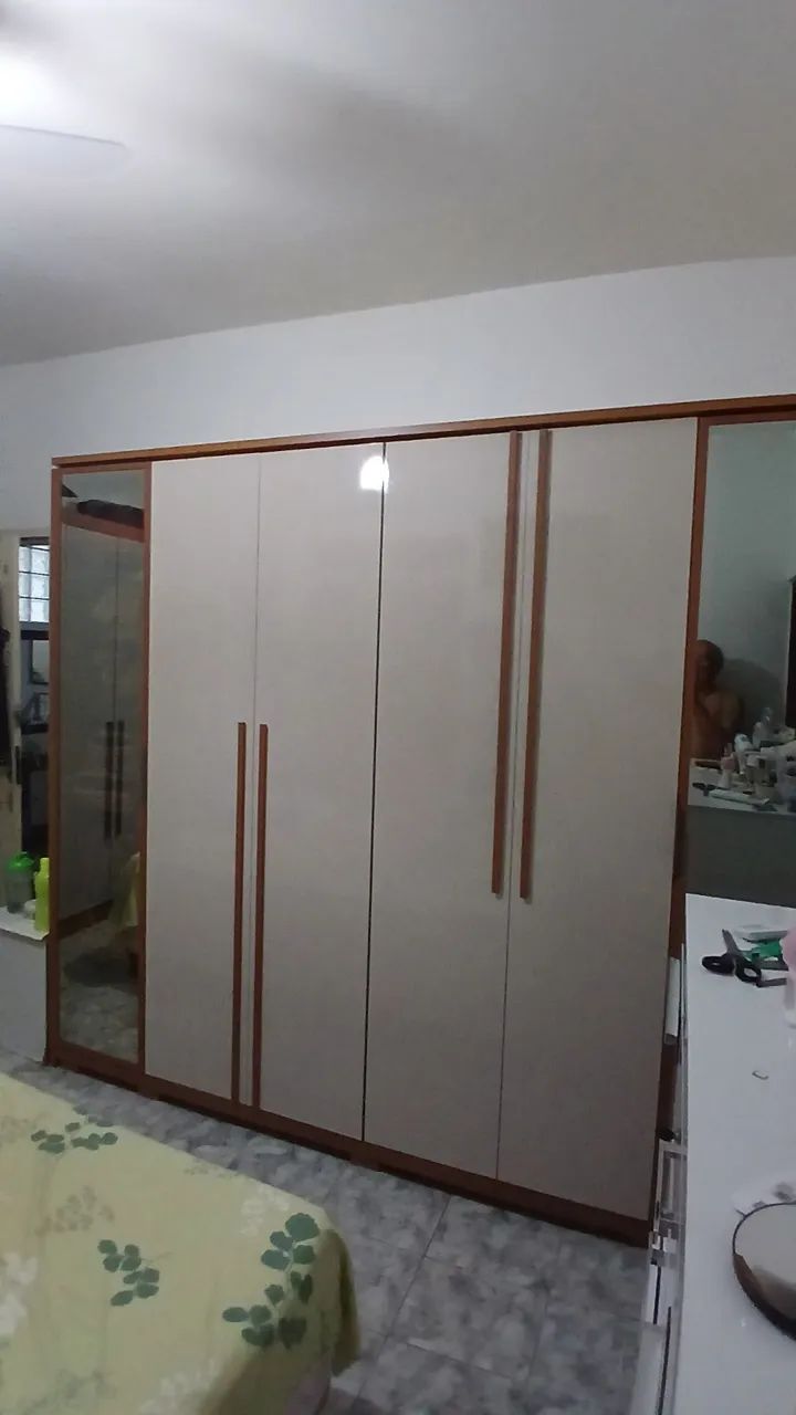 QUARDA ROUPA