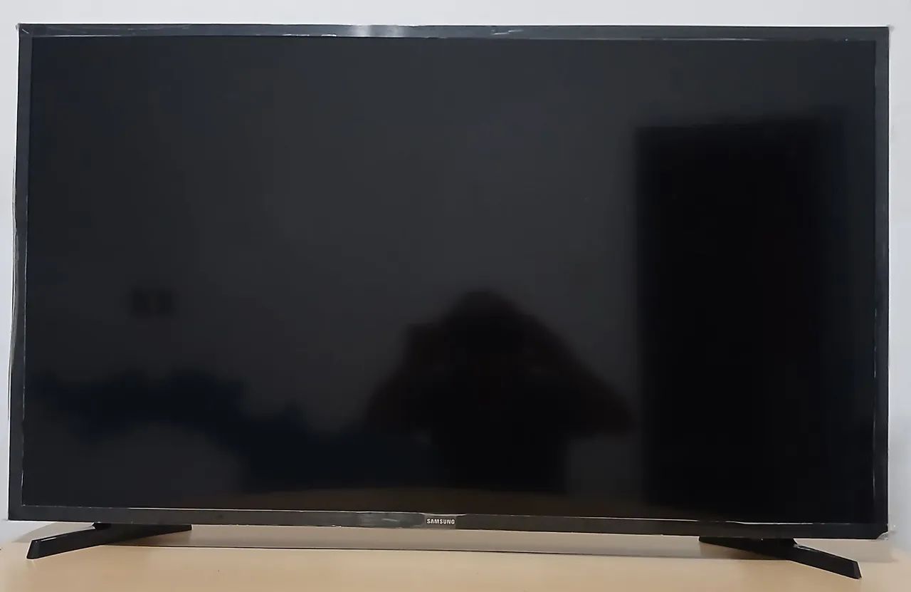 Smart TV Samsung 43" com defeito