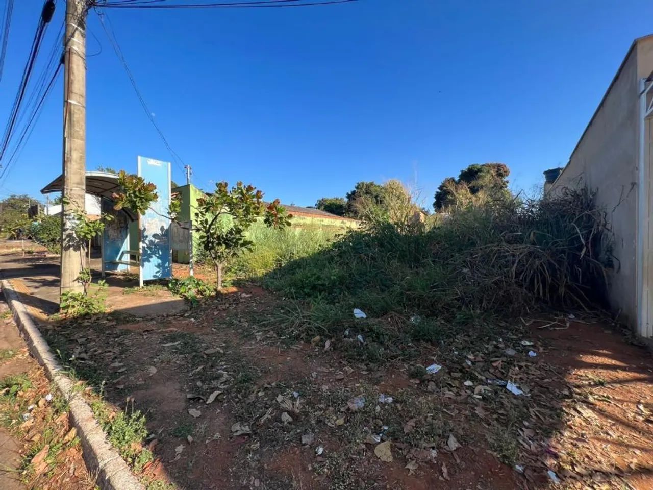 Lote - Av. Aristoteles - Jardim Mariliza