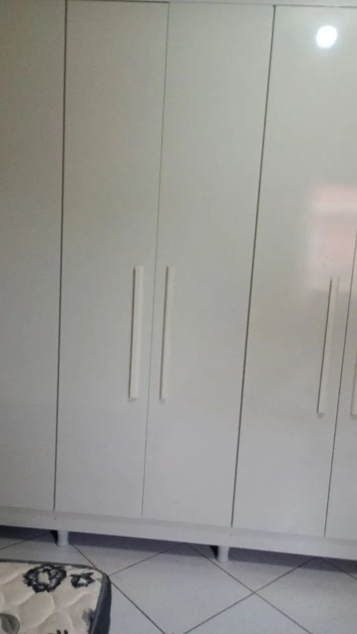 Guarda roupa 6 portas 
