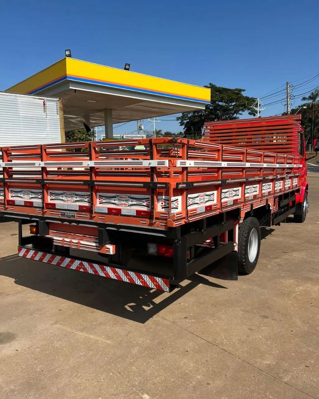 CAMINHÃO MB 710 - Foto 2