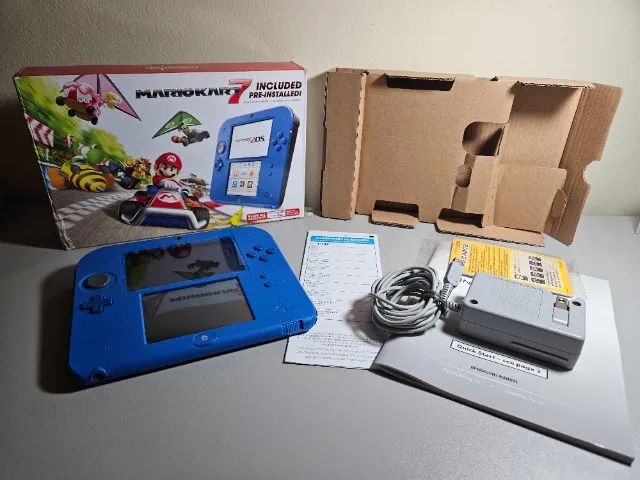 Nintendo 2DS Azul Edição Mario Kart | Caixa com Seriado | Excelente e Pouco Uso | Completo