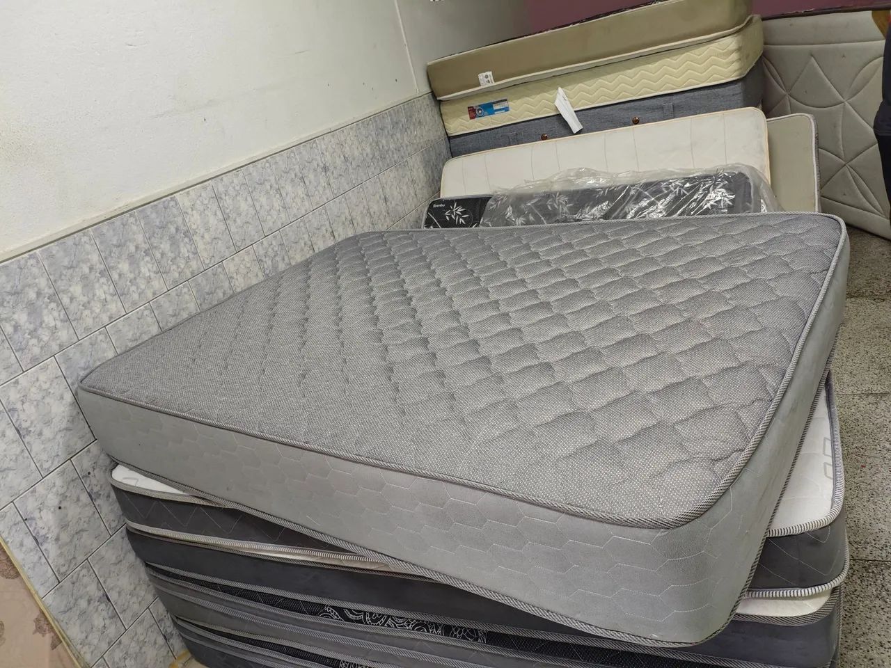 Colchão casal Ortobom, sem uso, aceito cartão e entrego 