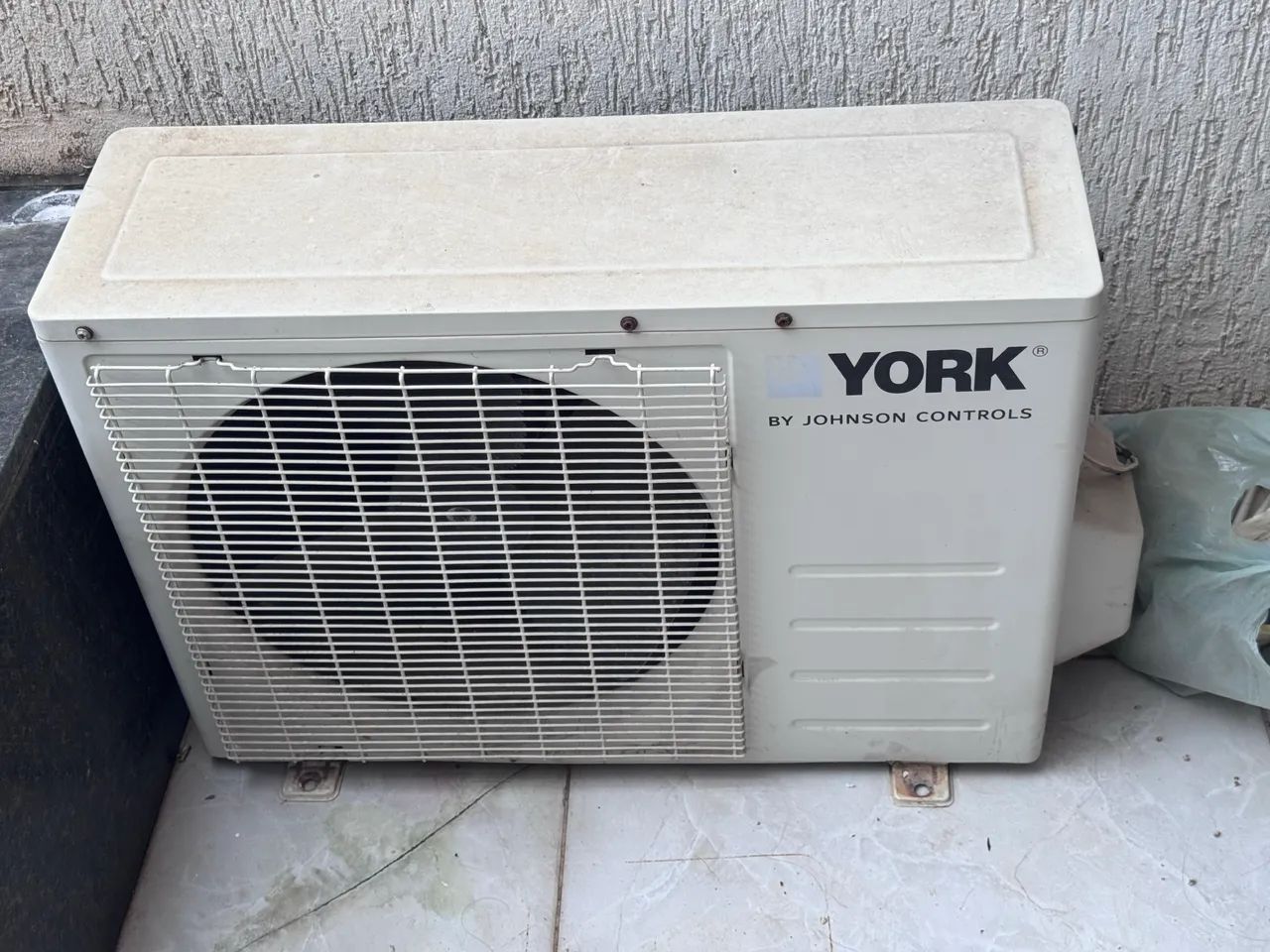 Condensadora Ar Condicionado YORK