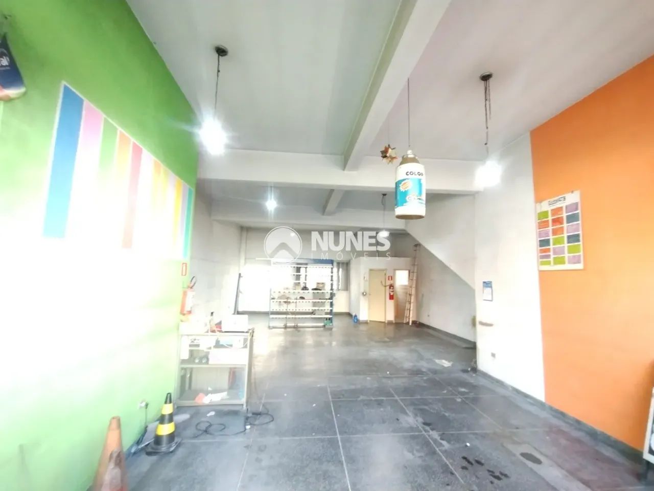 Salão comercial em no Centro de Jandira/SP. - Foto 3