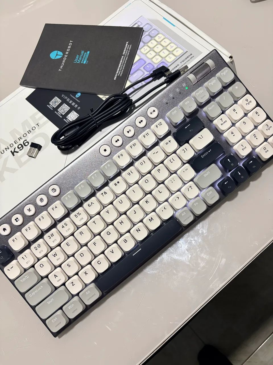 Teclado sem fio Thunderbot k96 (novo) - Foto 3