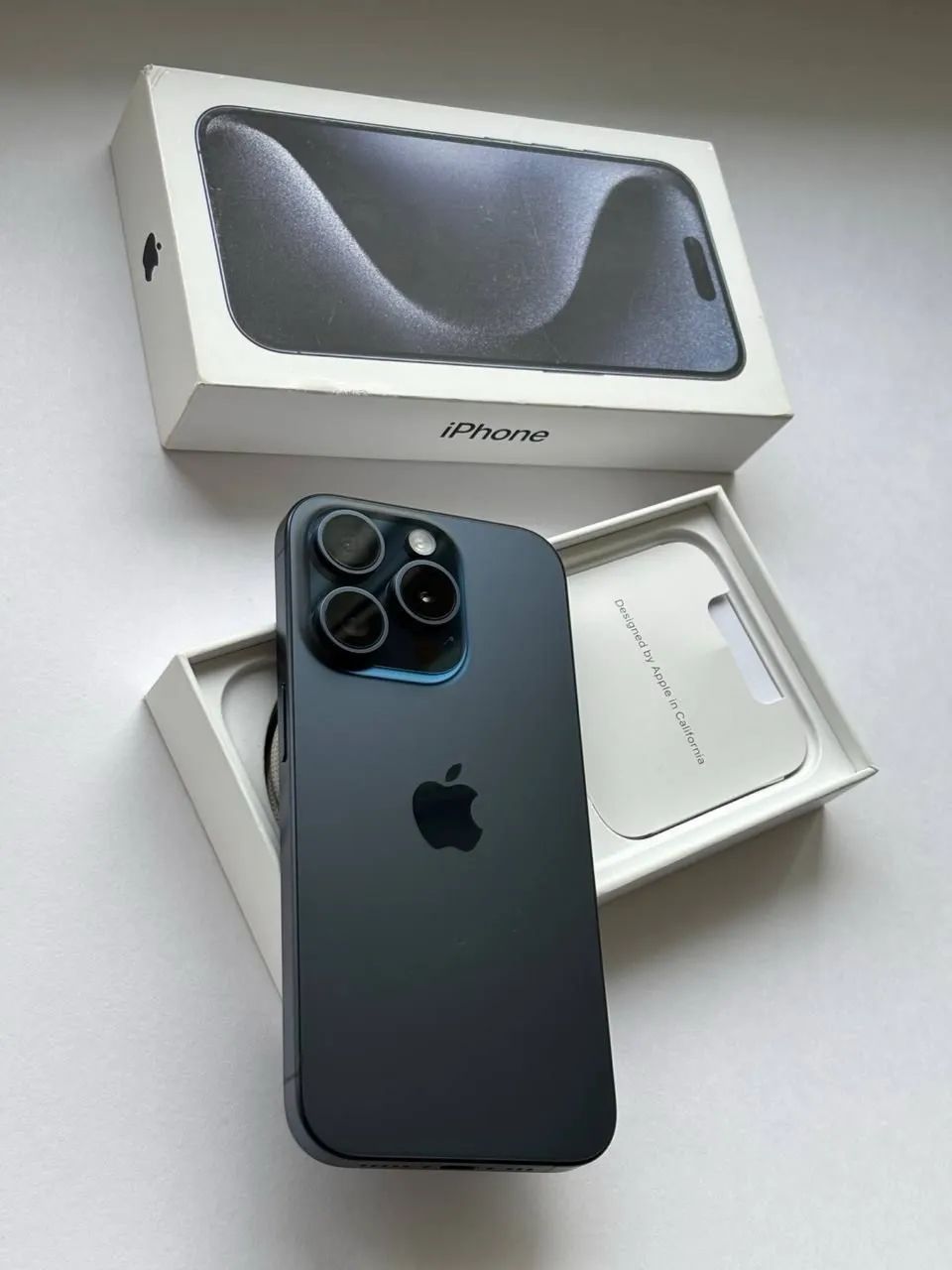 IPHONE 15 PRO MAX - 256 GIGAS - Foto 2