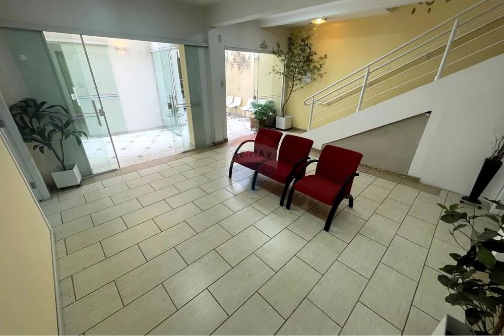 Prédio Comercial reformado para a venda na Rua Braz Cubas no Centro com 320,87 m² em Mogi  - Foto 2