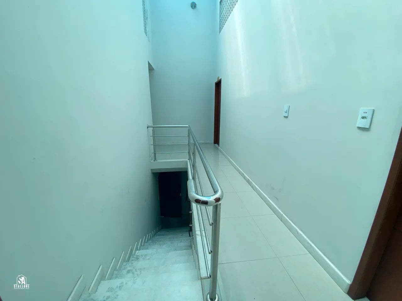 Vendo prédio comercial no Centro de Piúma/ES - Foto 5