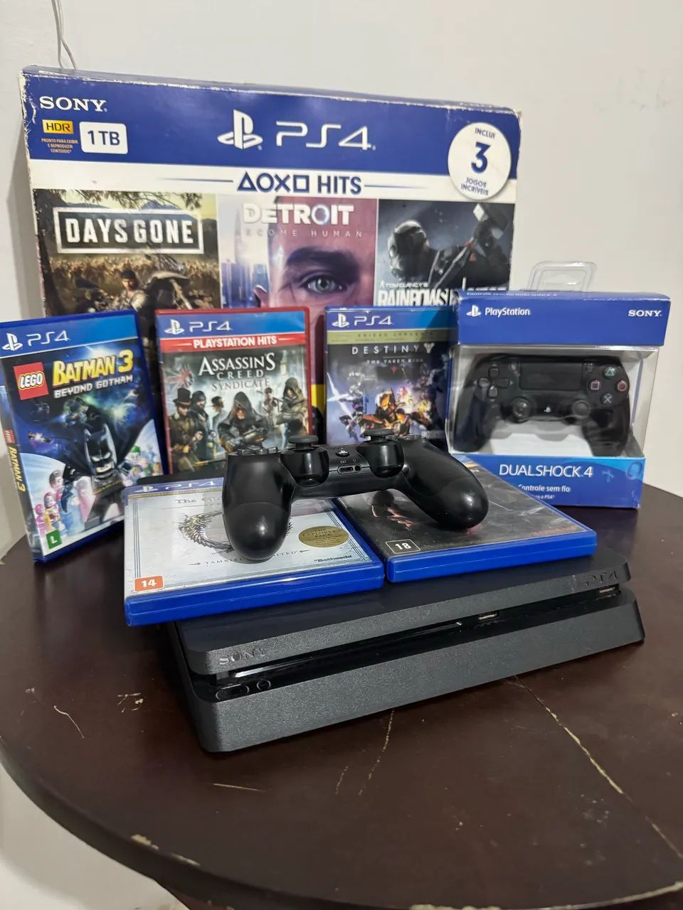 PS4 SLIM 1TB 2 controles - Foto 4