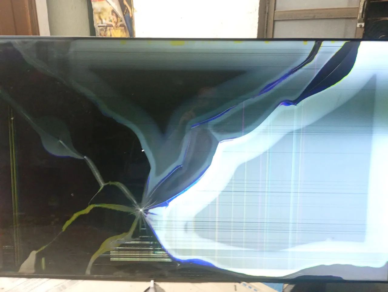 TV MONITOR SAMSUNG COLOR DISPLAY COLOR DISPLAY UNIT MODELO UE46C  - Foto 3