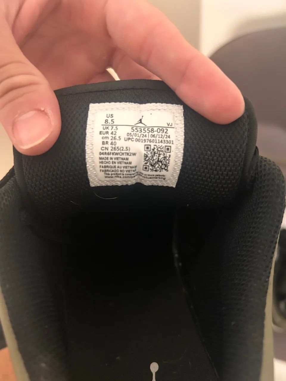 TÊNIS AIR JORDAN 1 LOW - PRETO E VERDE - Foto 4