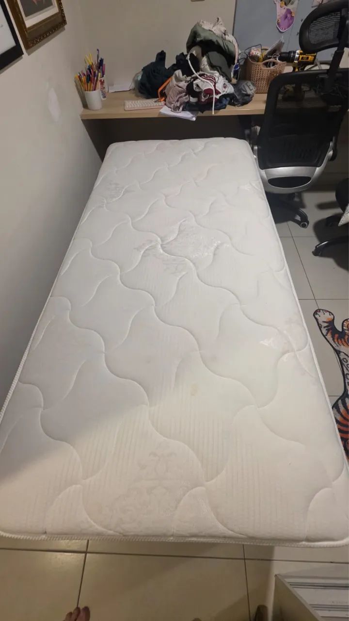 CAMA SOLTEIRÃO - em estado de nova  - Foto 2
