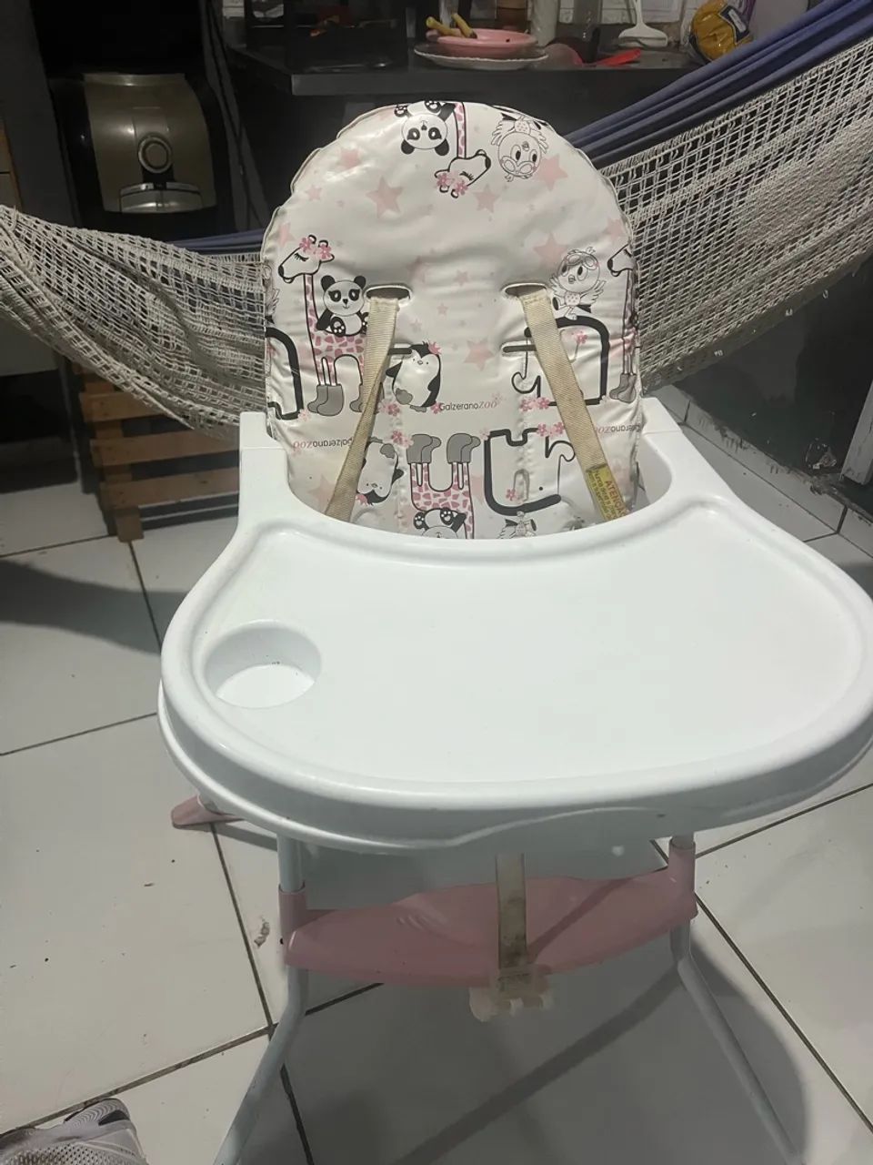 Cadeira de alimentação 