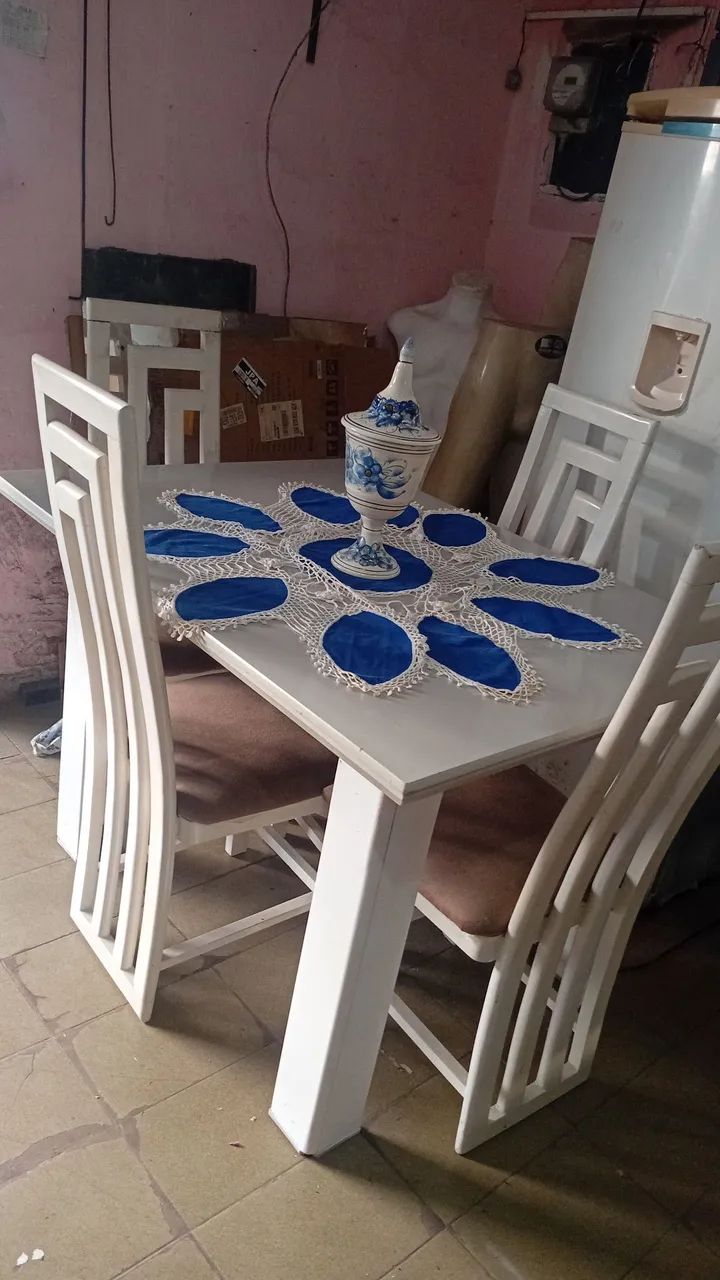 Mesa com 4 cadeiras  - Foto 2