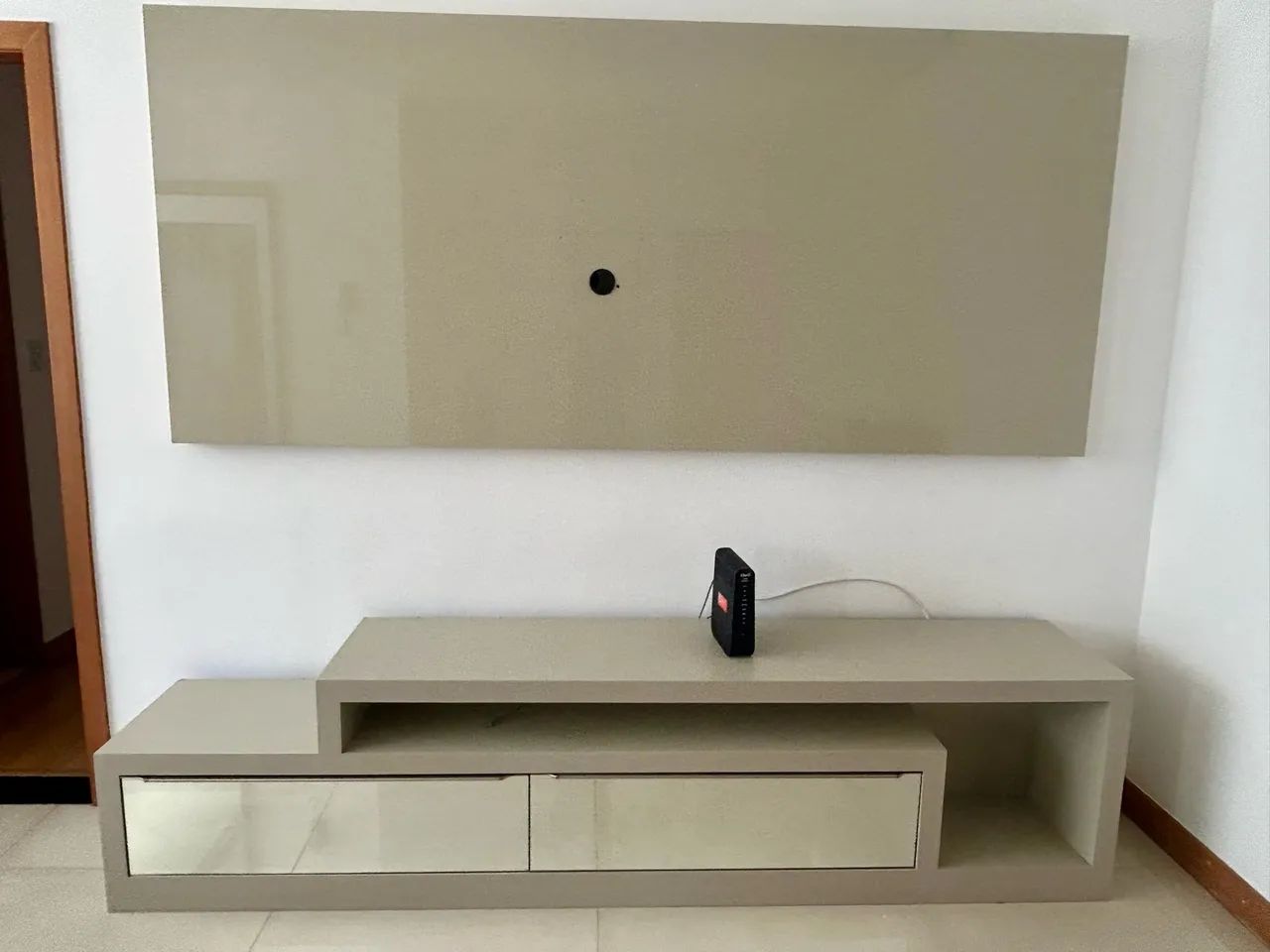 Painel com rack para sala - Foto 4