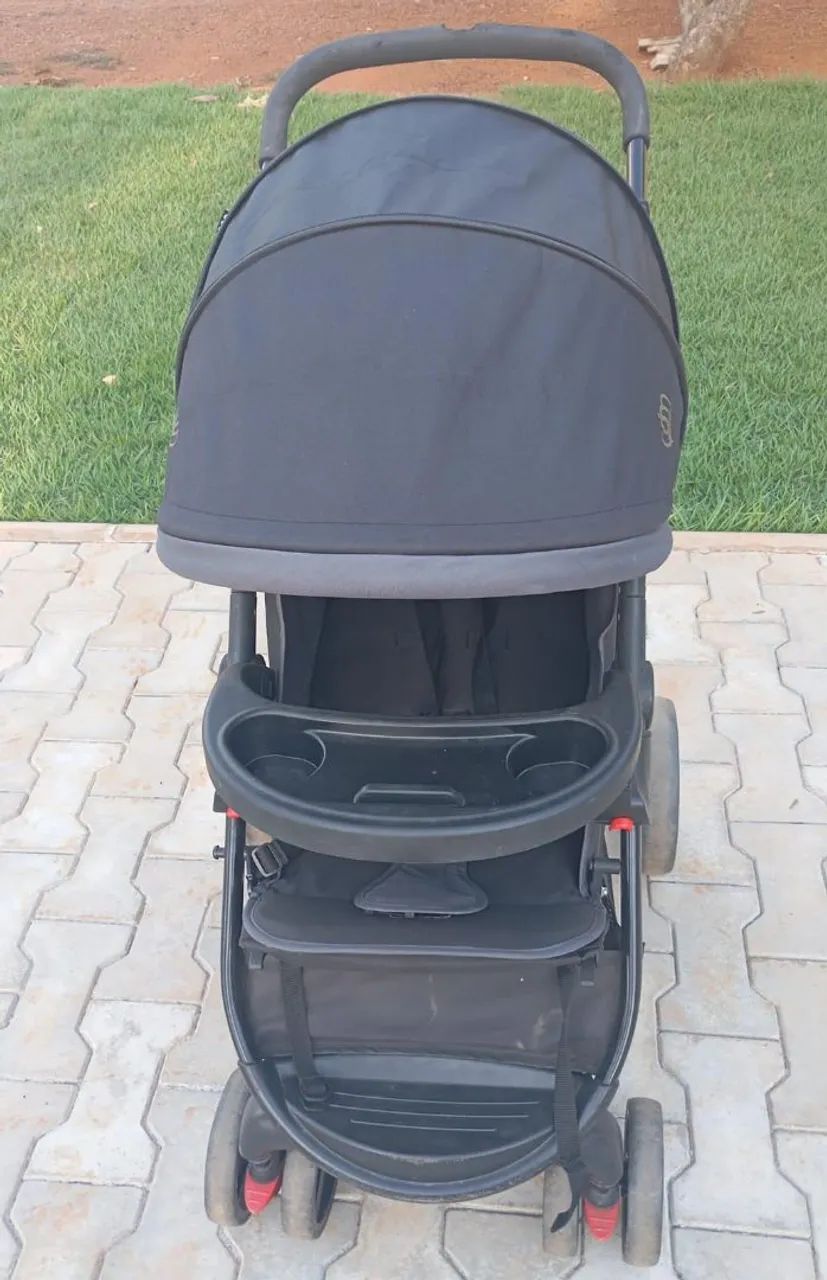 Carrinho de bebê cosco usado com pequeno defeito. - Foto 3