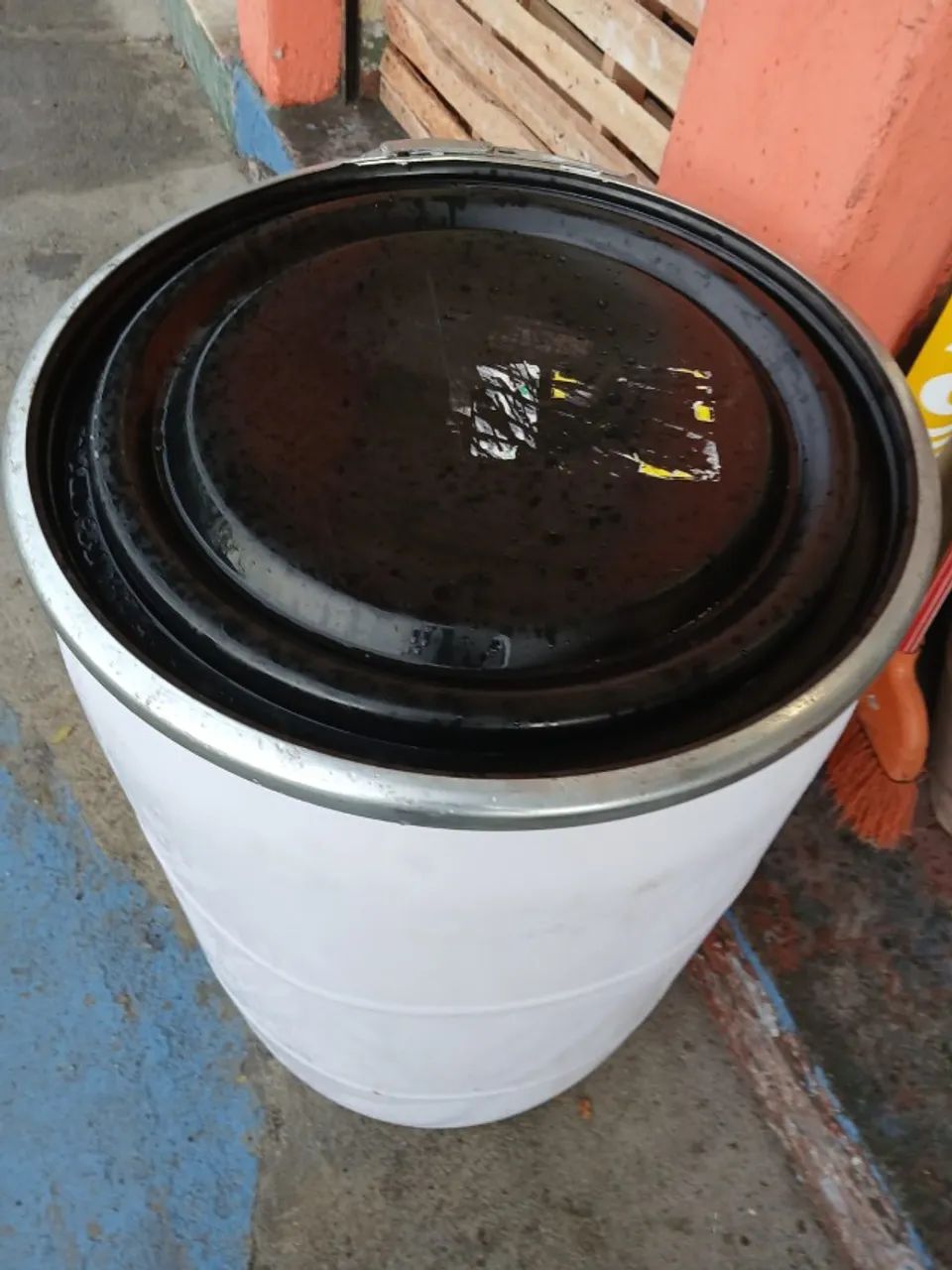bombona branca com tampa e lacre - Foto 2