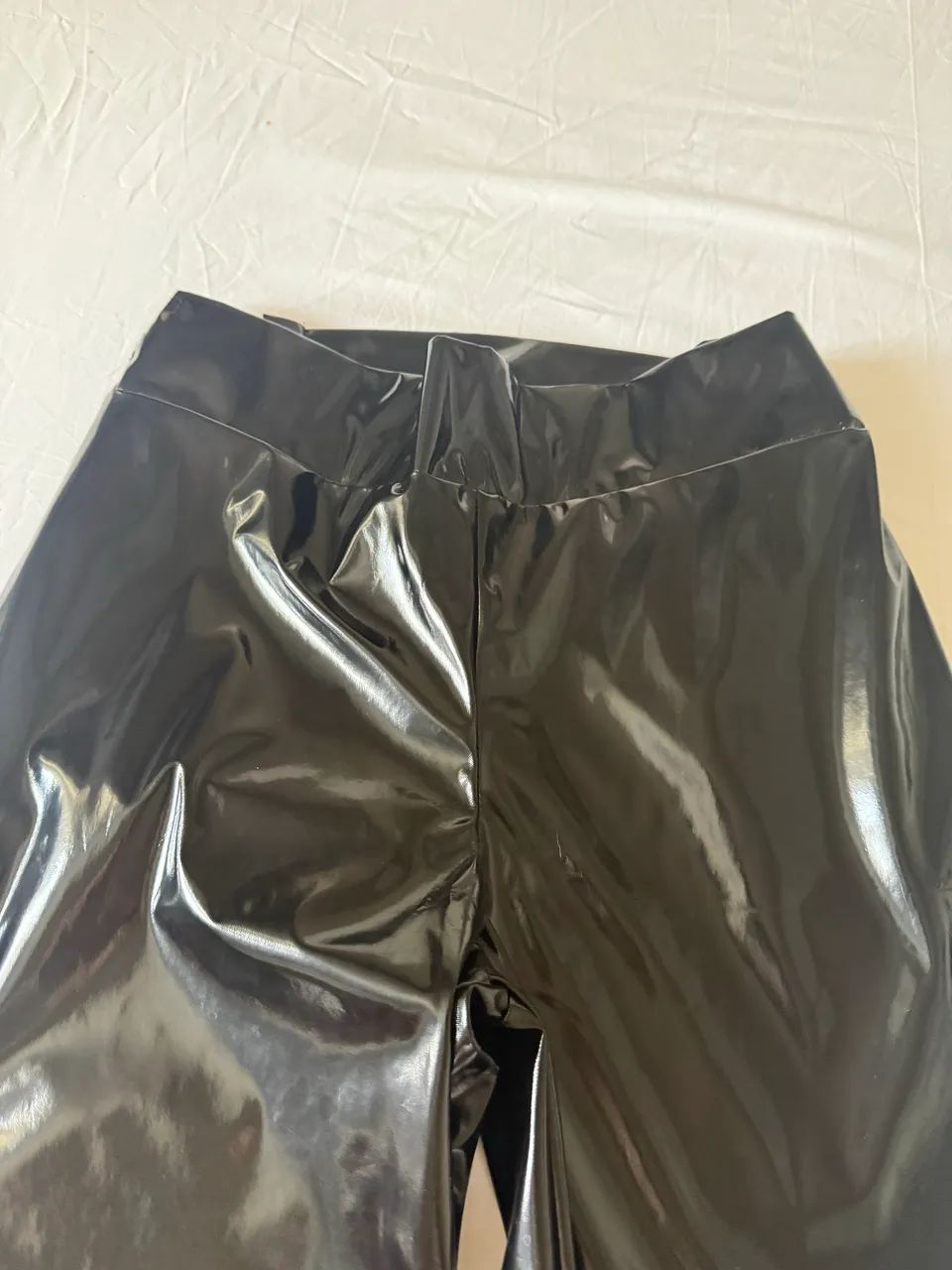 Calça em napa preta - Foto 3