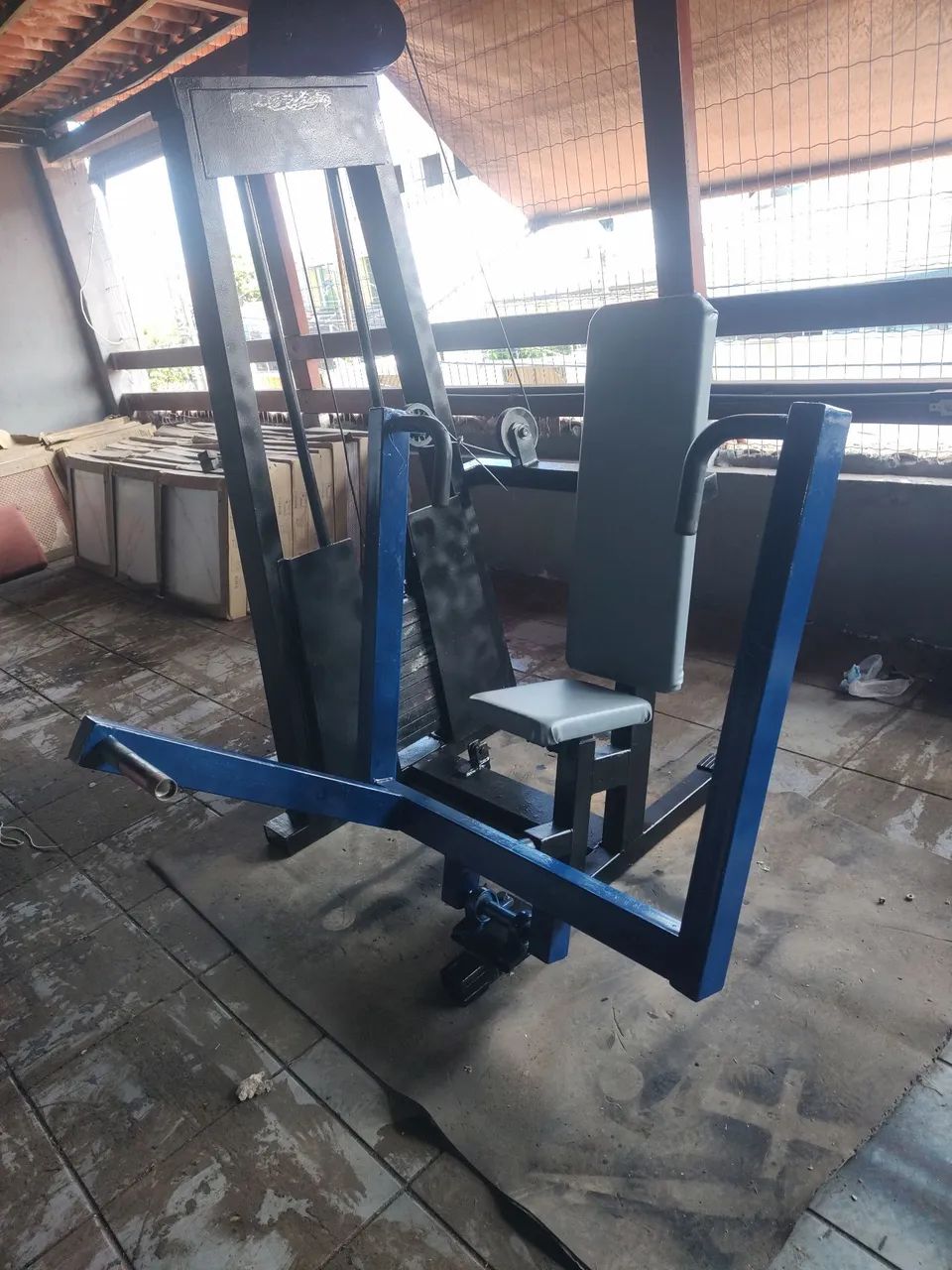 Máquina de musculação  - Foto 2