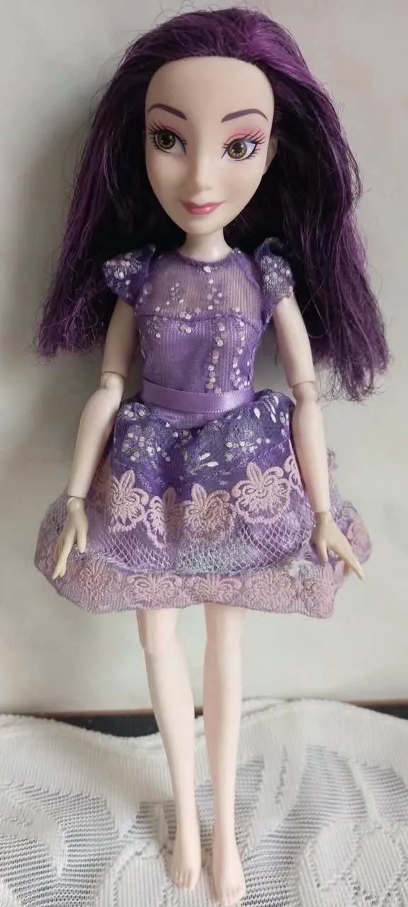 Boneca Disney Descendentes Mal Hasbro