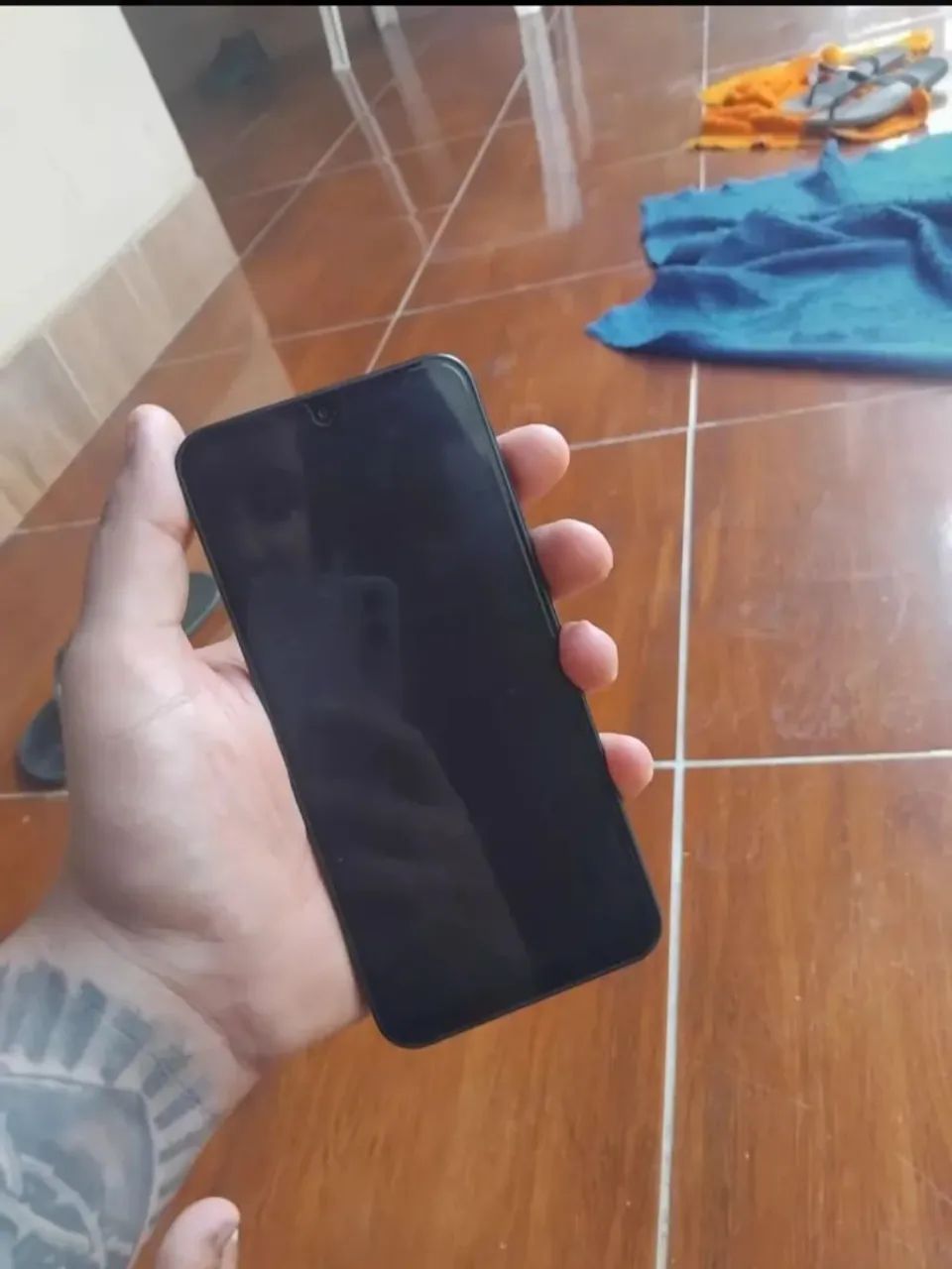 Celular A17 Semi novo - Foto 2